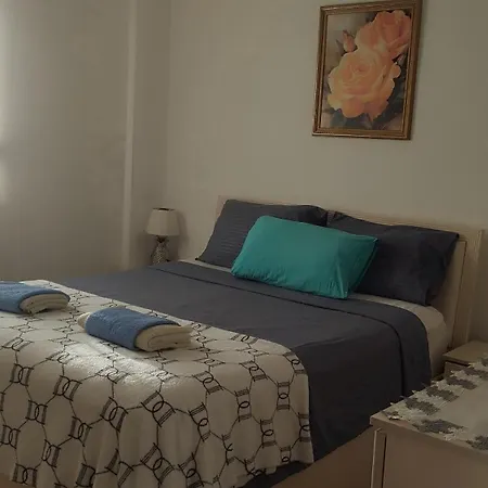 Relax Apartment Golem (Tirana)